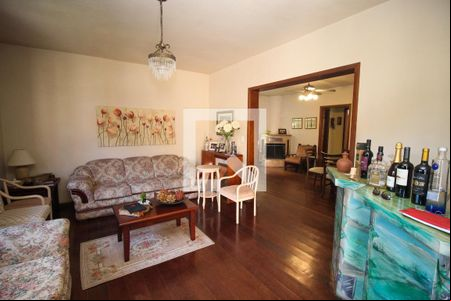 Sala 1 de casa para alugar com 3 quartos, 302m² em Partenon, Porto Alegre