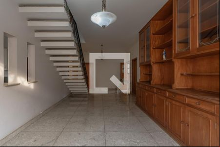 Sala 2 de casa à venda com 5 quartos, 400m² em São Luiz, Belo Horizonte