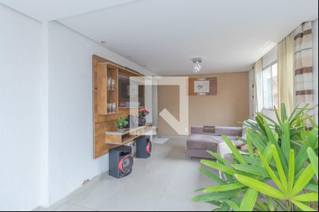 Sala de casa à venda com 4 quartos, 150m² em Calafate, Belo Horizonte