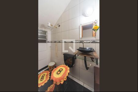 Banheiro 1 de casa à venda com 5 quartos, 300m² em Centreville, Santo André