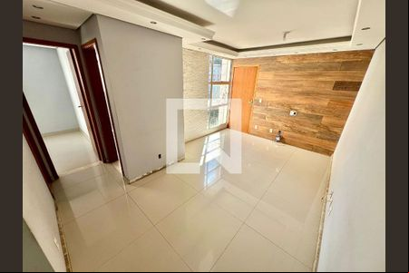 Sala de apartamento para alugar com 2 quartos, 42m² em Frei Leopoldo, Belo Horizonte