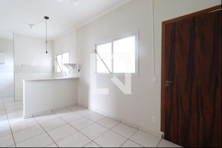 Sala/Cozinha de apartamento para alugar com 2 quartos, 50m² em Jardim Zara, Ribeirão Preto