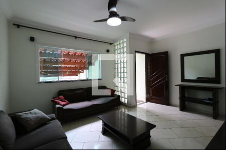 Sala de casa à venda com 3 quartos, 150m² em Jardim Santo Antônio, Santo André