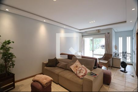Sala de TV de casa à venda com 3 quartos, 245m² em Centro, Canoas