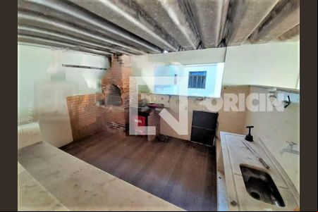 Casa à venda com 5 quartos, 220m² em Taquara, Rio de Janeiro