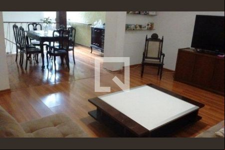 Casa à venda com 3 quartos, 1212m² em Laranjeiras, Rio de Janeiro