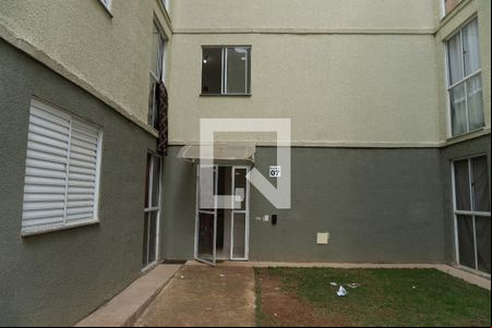 Fachada do bloco de apartamento para alugar com 2 quartos, 44m² em Icaivera, Contagem