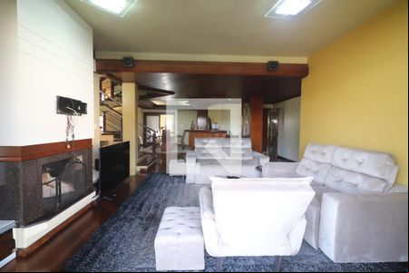 Sala de casa para alugar com 4 quartos, 572m² em Guarani, Novo Hamburgo
