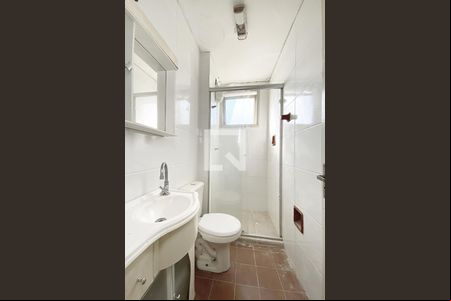 Banheiro de apartamento à venda com 2 quartos, 56m² em Fião, São Leopoldo