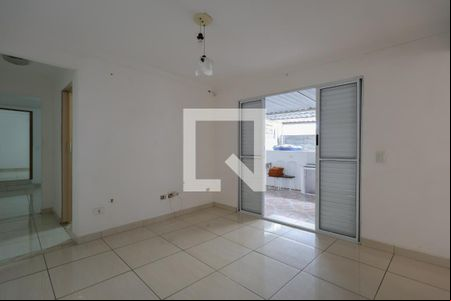 Sala de casa para alugar com 2 quartos, 100m² em Vila Santa Maria, São Paulo