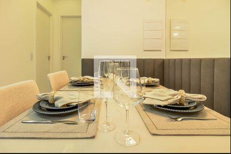 Sala de casa à venda com 2 quartos, 52m² em Alphaville Empresarial, Barueri