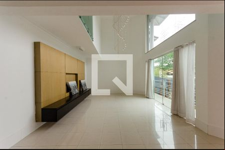 Sala de casa à venda com 4 quartos, 550m² em City América, São Paulo