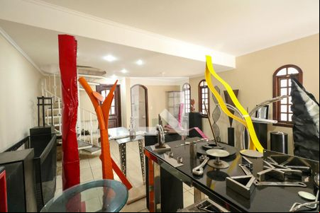 Sala de casa para alugar com 2 quartos, 180m² em Santa Paula, São Caetano do Sul