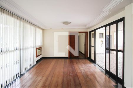 Sala 2 de apartamento para alugar com 5 quartos, 400m² em Centro, Nova Iguaçu