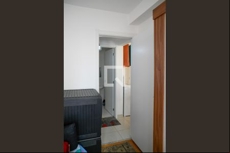 Quarto 1 de apartamento para alugar com 2 quartos, 32m² em Parque Fongaro, São Paulo
