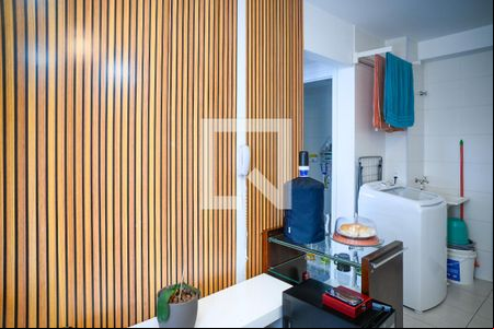 Sala de apartamento para alugar com 2 quartos, 32m² em Parque Fongaro, São Paulo