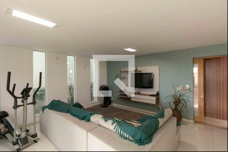 Sala  de casa à venda com 3 quartos, 210m² em Trevo, Belo Horizonte