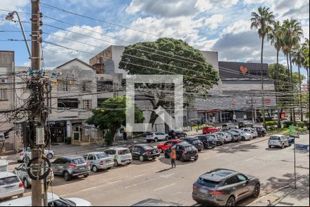 Vista Sala de apartamento para alugar com 2 quartos, 68m² em Farroupilha, Porto Alegre