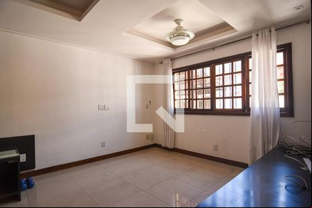 Sala de casa para alugar com 5 quartos, 350m² em São Francisco, Niterói