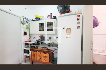 Cozinha de apartamento para alugar com 1 quarto, 32m² em Centro, Campinas
