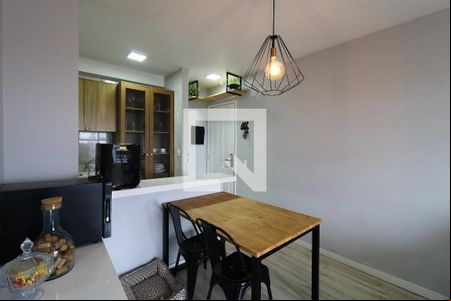 Sala de apartamento para alugar com 2 quartos, 50m² em Vila América, Santo André