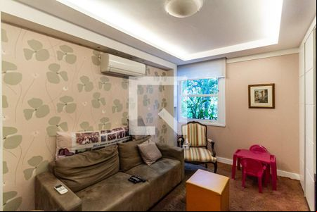 Sala de Televisão de apartamento para alugar com 3 quartos, 220m² em Consolação, São Paulo