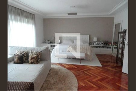 Casa à venda com 4 quartos, 550m² em Alphaville Residencial Um, Barueri