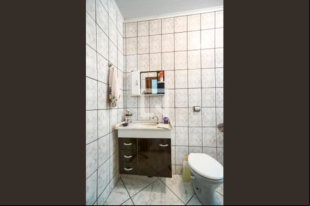 Banheiro social 01 de casa à venda com 4 quartos, 137m² em Vila Aricanduva, São Paulo