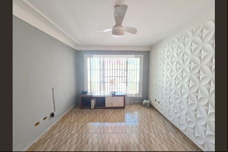 Sala de casa para alugar com 3 quartos, 126m² em Jardim Santa Barbara, Guarulhos