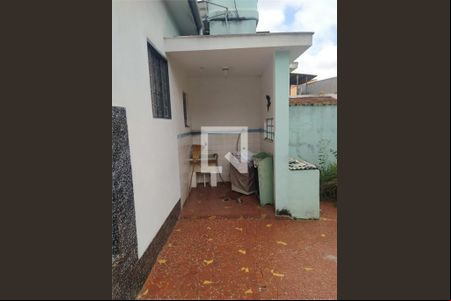 Casa à venda com 3 quartos, 263m² em Utinga, Santo André