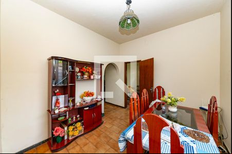 Sala 2 de casa para alugar com 3 quartos, 372m² em Betânia, Belo Horizonte