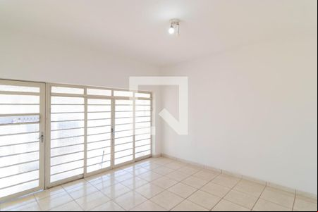 Sala de casa à venda com 3 quartos, 170m² em Parque Industrial, Campinas