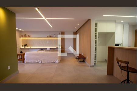 Sala de casa de condomínio à venda com 4 quartos, 250m² em Vargem Pequena, Rio de Janeiro