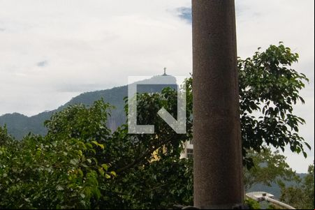 Vista da Sala - Cristo Redentor de apartamento para alugar com 2 quartos, 65m² em Leblon, Rio de Janeiro