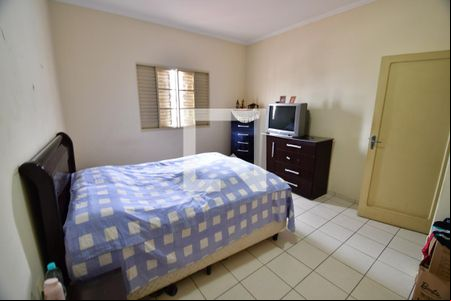 Quarto 1 de casa para alugar com 2 quartos, 400m² em Jardim Chapadão, Campinas