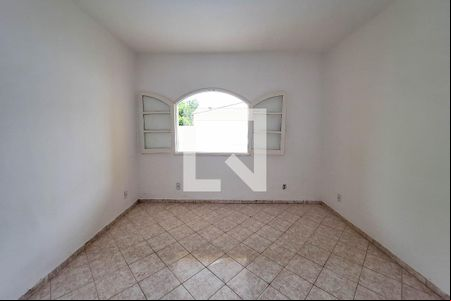 Quarto de casa para alugar com 2 quartos, 64m² em Piratininga, Niterói