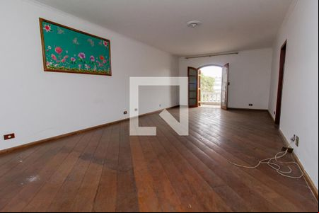 Quarto 1 - suíte com closet e varanda de casa para alugar com 4 quartos, 500m² em Vila Ré, São Paulo
