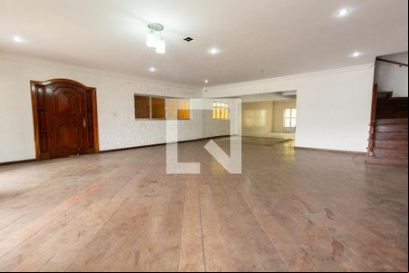 Sala de casa para alugar com 4 quartos, 500m² em Vila Ré, São Paulo