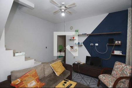 Sala de TV de casa à venda com 3 quartos, 200m² em Vila Matilde, São Paulo