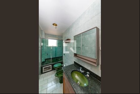 Banheiro da Suíte de apartamento para alugar com 3 quartos, 100m² em Funcionários, Belo Horizonte