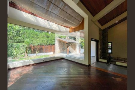 Casa de Condomínio à venda com 5 quartos, 400m² em Jardim Morumbi, São Paulo