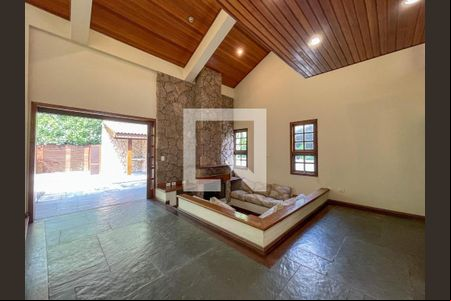 Casa de Condomínio à venda com 5 quartos, 400m² em Jardim Morumbi, São Paulo