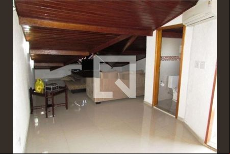 Casa à venda com 4 quartos, 193m² em Vila Gustavo, São Paulo