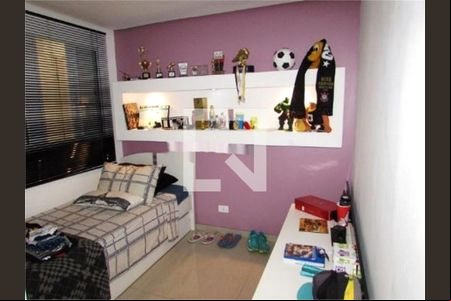 Casa à venda com 4 quartos, 193m² em Vila Gustavo, São Paulo