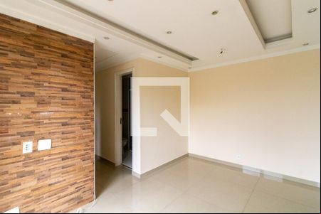 Sala de apartamento para alugar com 3 quartos, 57m² em Jardim Cocaia, Guarulhos