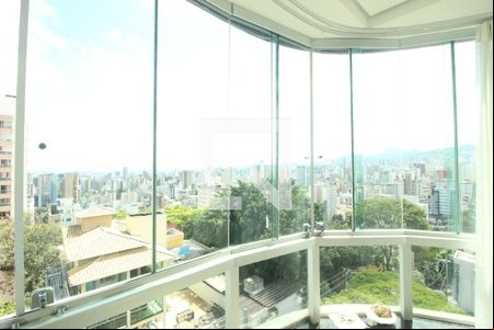 Varanda de apartamento à venda com 4 quartos, 260m² em Santo Antônio, Belo Horizonte