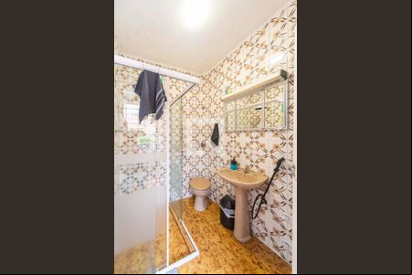 Banheiro de casa à venda com 5 quartos, 230m² em Vila Alto de Santo Andre, Santo André
