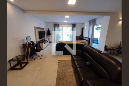 Foto 03 de casa à venda com 3 quartos, 300m² em Parque dos Principes, São Paulo