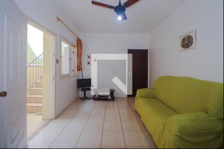Sala de casa para alugar com 2 quartos, 150m² em Auxiliadora, Porto Alegre