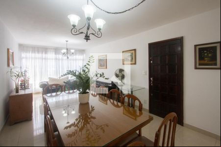 Sala de casa para alugar com 5 quartos, 200m² em Brooklin, São Paulo